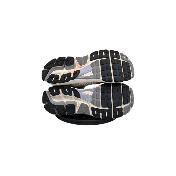 Nike Air Zoom Vomero 5 Sneakers \